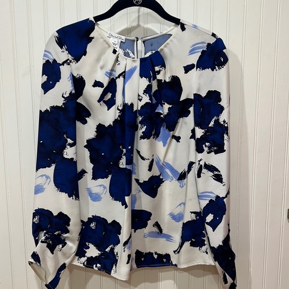 Oscar de la Renta silk blouse - Picture 1 of 6
